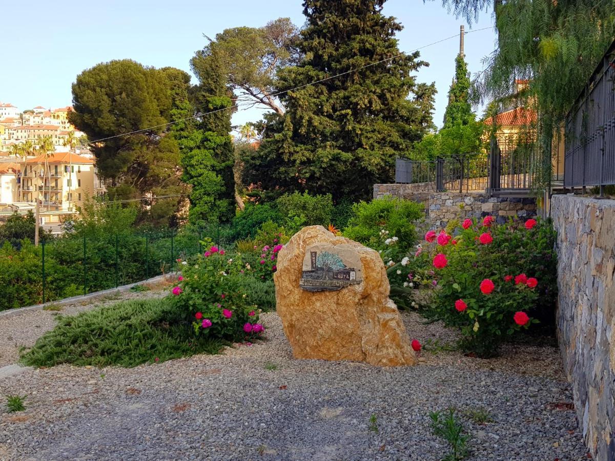 Casa Laura Villa Imperia Kültér fotó