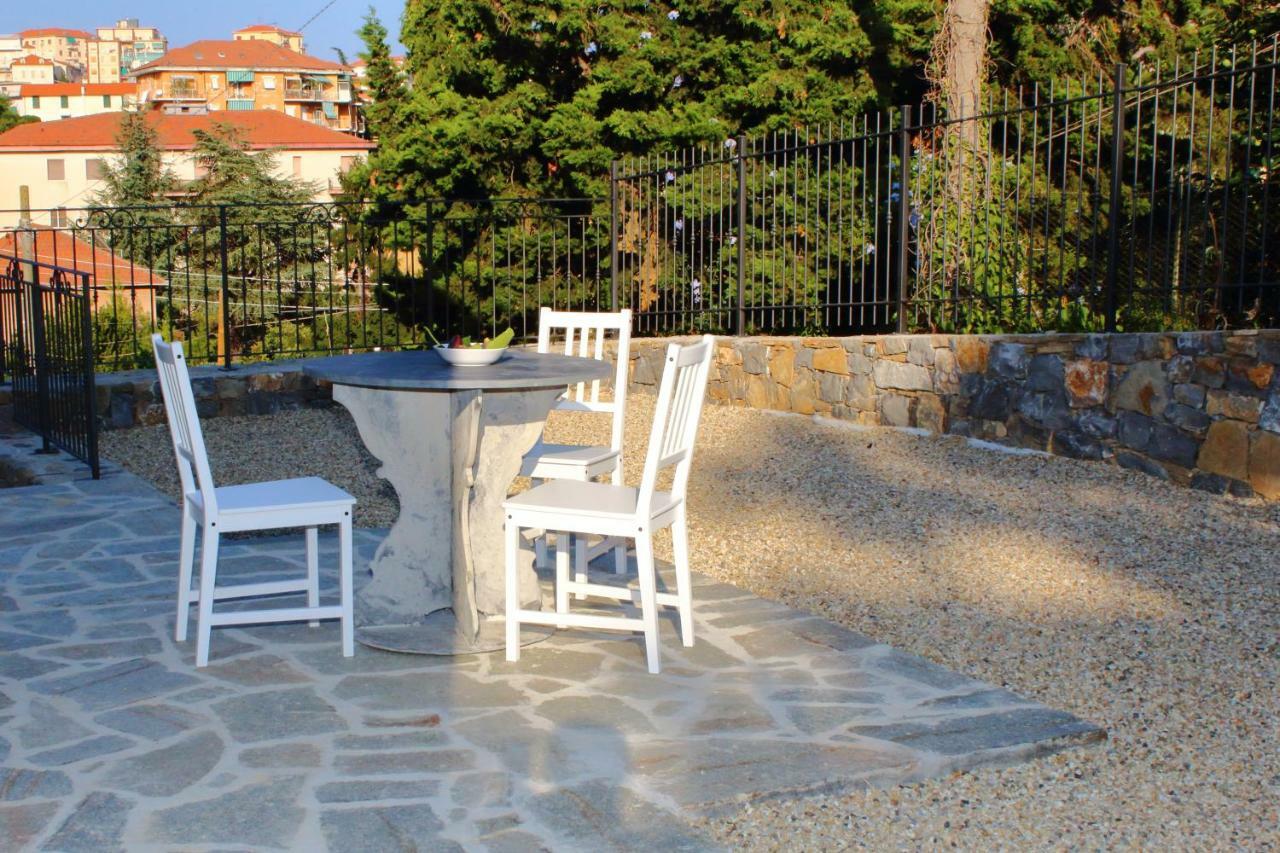 Casa Laura Villa Imperia Kültér fotó
