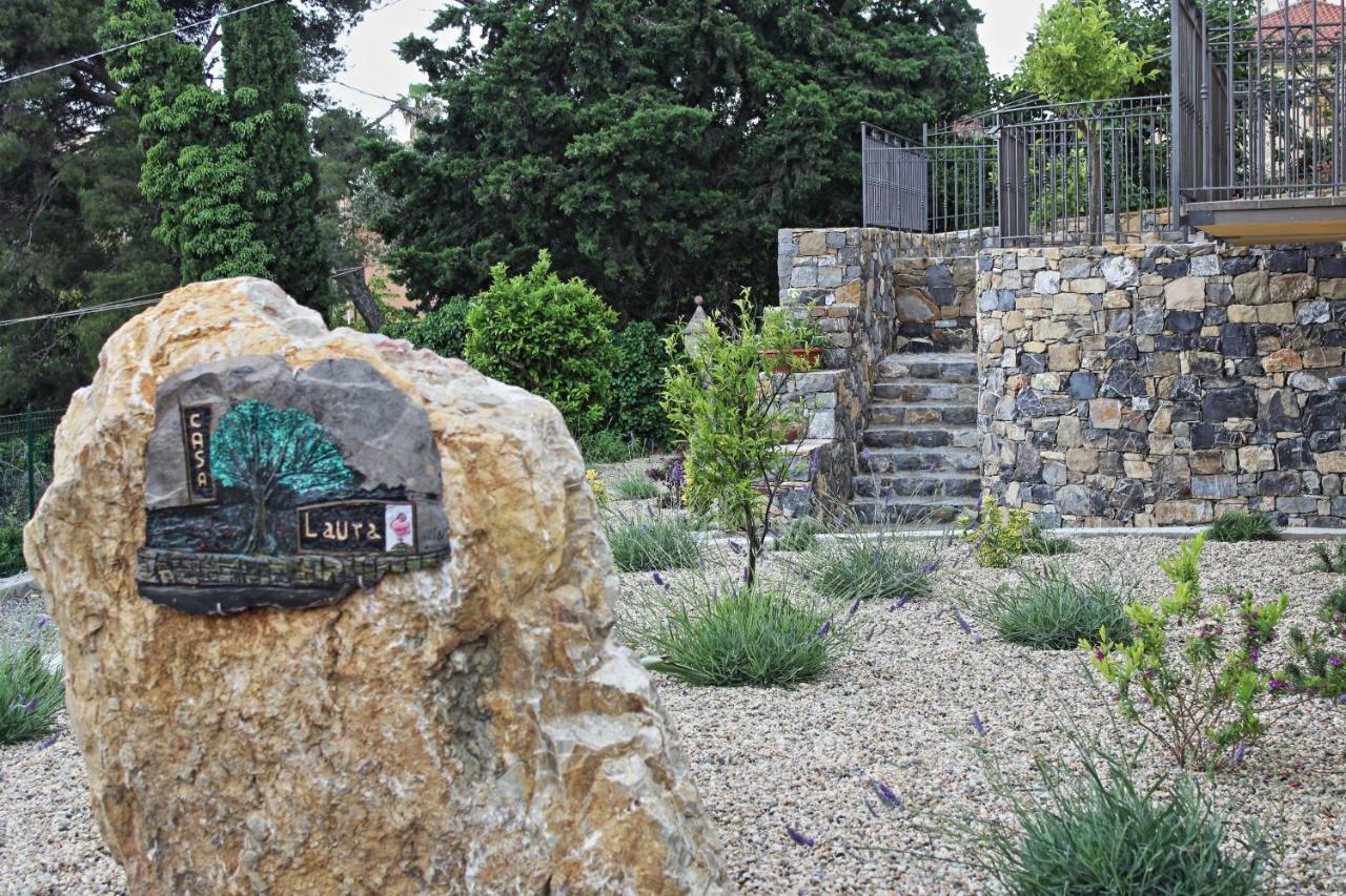 Casa Laura Villa Imperia Kültér fotó
