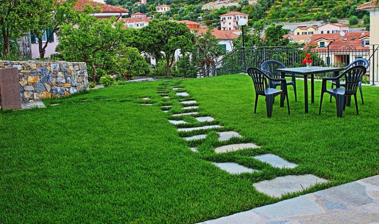 Casa Laura Villa Imperia Kültér fotó